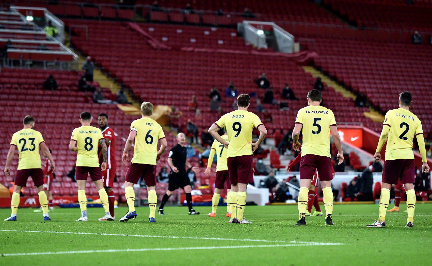 孙颖莎赛后 孙颖莎赛后